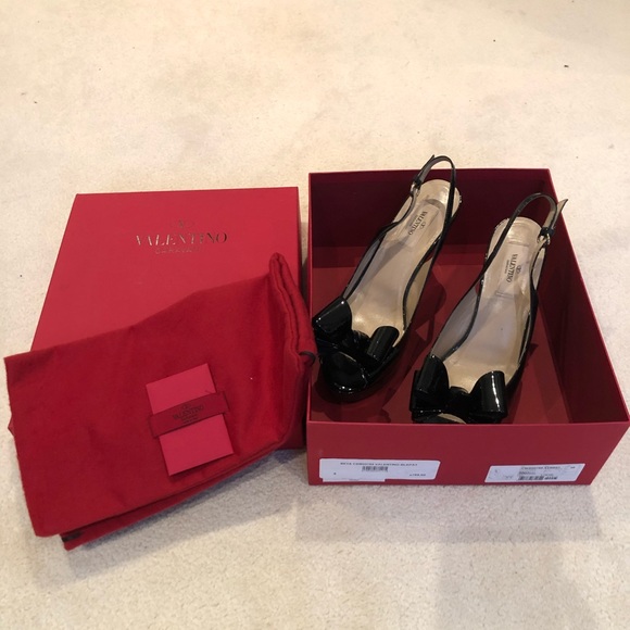 Valentino size 9 patent leather wedges with bow - Picture 5 of 5